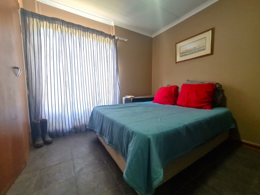 3 Bedroom Property for Sale in Miederpark North West